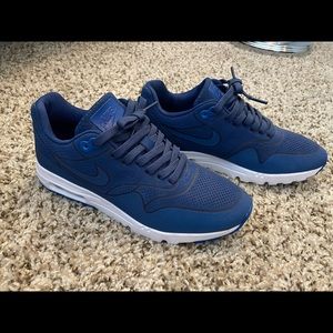 Nike Air Max 1 Ultra Moire, Women’s Size 7, Blue